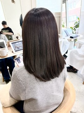 マロウイヴ(mallow eve) 《花屋併設の美容院》髪質改善×艶カラー