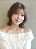 表参道白髪ぼかしハイライトミディアムボブアッシュグレー50代