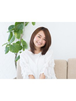 ハイキャリアスタイリストの高技術と丁寧なカウンセリングが人気！【カット+グレーカラー\11100→\9550】