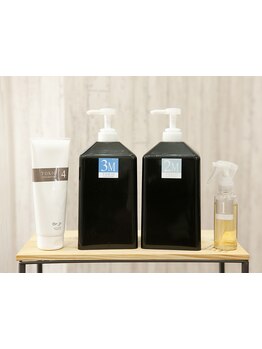 カラーやパーマでダメージを受けた髪に…。噂のTOKIOトリートメントでシルクのような手触りと艶感を持続☆