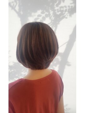 ヘアーヴィーヴル 松茂店(Hair BIVRE) 《BIVRE玉木》前下がりショートボブ