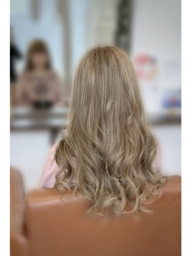 トータルビューティーオアシス(total baeuty OASIS) ミルクティーベージュ