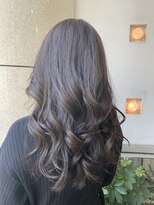 ヘアアンドメイク スタジオ ミムロ(HAIR&MAKE STUDIO MIMURO)&nbsp;ロングヘア・ウェーブ巻き・大人の艶グレージュ