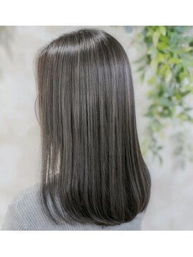 オリーブ(OLIVE) グレージュハイライト_艶カラー