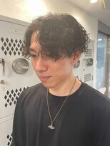 フィフス 原宿(fifth)&nbsp;ツイストスパイラルパーマセンターパート刈り上げマンバンウルフ