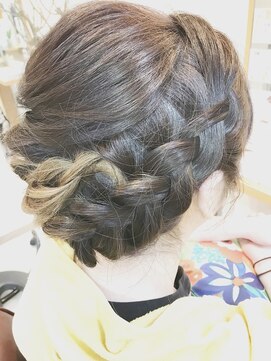 ヘアー バイ ミーズ(hair by Mii’s) 編み込みセット