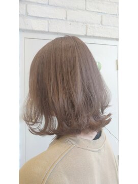 ヘアアートヒサ(HAIR ART hisa) 「RYOKO」 30代～40代    ウルフボブ×アッシュベージュ