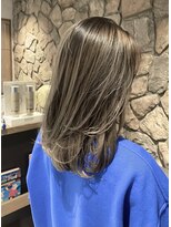 ラック(LUCK)&nbsp;ハッシュカット/フルバング/似合わせカット/グレージュバレ