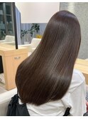 サラツヤロングベージュカラーブリーチしない透明感カラー