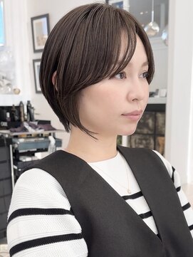 アルティファータ(artifata) ショートヘアショートボブ縮毛矯正白髪ぼかし表参道青山30代