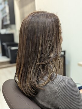 アオカマクラ(a-o Kamakura) ハイライト×ベージュ×ローレイヤー