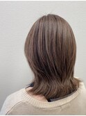 大人可愛いレイヤーウルフ透け感ベージュ×ミディアム