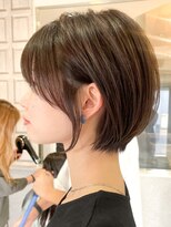 アンダーバーホワイト モデ 富田林店(_WHITE mode)&nbsp;ハイライトカラーミルクティーベージュレイヤーカット