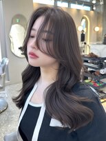 シーシンジュク 新宿南口(Sea shinjuku)&nbsp;大人ガーリー×ダークアッシュ[似合わせカット/ミディアム]