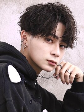 リップス 難波(LIPPS) ツイストスパイラルコンマ