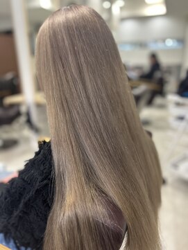 TIERA【ティエラ】【3月5日OPEN(予定)】 ブリーチ2回で作るミルクティーカラー