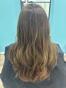 ハル(HAL) お手入れ簡単ゆるふわパーマ