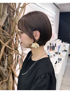 ソーソー(SoSo) 丸みショート6.23ミルクティーブロンド