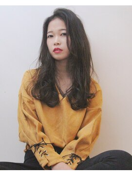 コッチ(kocchi.) センターパート重ねローレイヤーメルティカラー