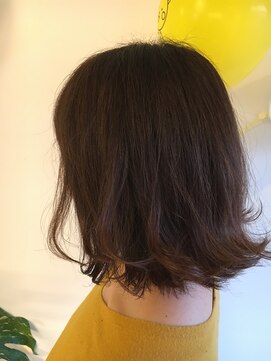 シャンティーク ドット エス(shanteek.es) 抜けある外ハネ小顔アレンジ