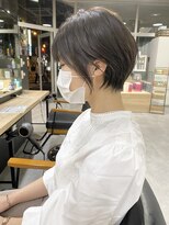 ジーニー 横浜(giinii)&nbsp;giinii_渋谷良太_前下がり_小顔_ミアショート