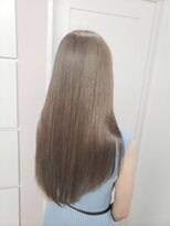 エレラビューティー(ELERA beauty)&nbsp;外国人風カラー×ロングヘア