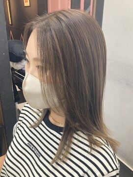 フリースタイル(Free Style) ハイライト×カラーカット【筑西市】