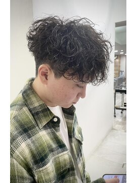 ジゼル(gisele) (戸澤)波巻きパーマ