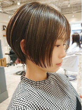 ラボヌールヘアーリアン 川越店(La Bonheur hair Lien) 前下がりショート