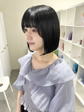 キートス 高知店(kiitos) 丸みボブ/くすみカラー/ブルーグレージュ