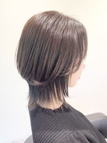 ストフ(stof)&nbsp;ミディアムウルフ/レイヤーカット/ウルフレイヤー/外ハネボブ