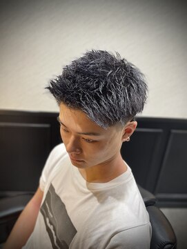 プラウド(PROUD) ビジネスショートスパイキーショートパーマツーブロックフェード