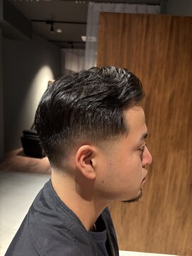 アンドワークス 2nd(&WORKS) フェードカット