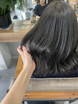 ティティ(TiTi)&nbsp;ブリーチなしカラー×オリーブグレージュ[TiTi_栗林れい]