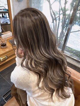 ヴォアソルヂェガーデン(Voasorte GARDEN) 【Voasorte  GARDEN】ハイライトベージュ☆