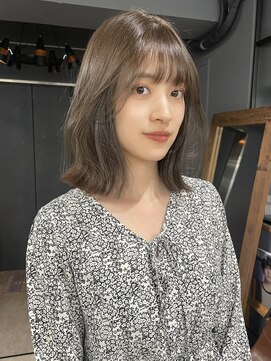 ロフティー 清澄白河(LOFTY) 外ハネミディアム/くすみベージュ/髪質改善/清澄白河/錦糸町