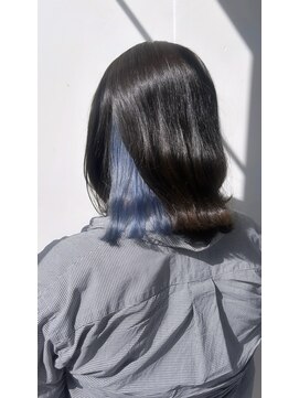 カリーナコークス 原宿 渋谷(Carina COKETH) 爽やかクリアブルーのインナーカラー