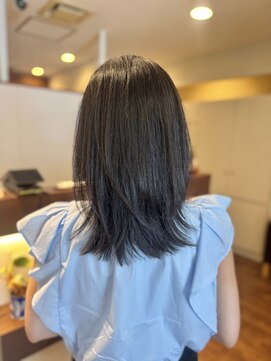 セレスト 心斎橋店(CELESTE) エアリーミディアムレイヤー