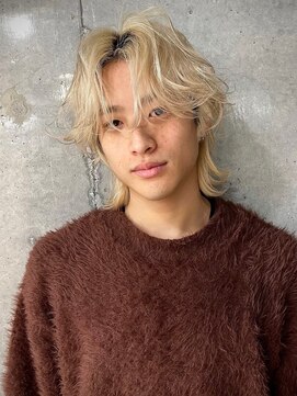 ネハス 名古屋栄店(nehus.) MEN’S HAIR/サーフカール/刈り上げセンターパート/ブリーチ