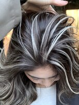 ディモアンド 表参道(Dimo&)&nbsp;xハイライト/イメチェン/ホワイトブロンド/外ハネボブ/美髪/