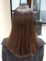 ファルベ(Farbe) 黒髪/オリーブグレー/小顔/ココアベージュ