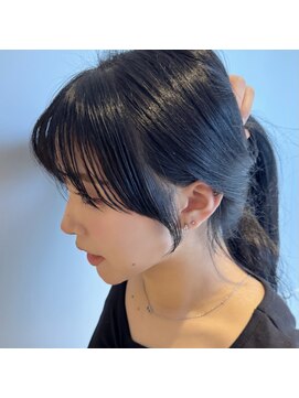 お手入れ簡単！韓国風前髪顔周りカット！