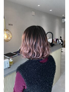 ソア(SOA) グラデーションピンクカラー