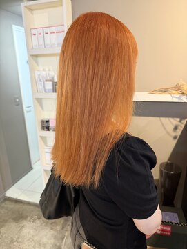 派手髪・ハイトーンカラー・デザインカラー・ブリーチ専門美容室 オレンジオレンジカラーヘアカラーオレンジオレンジヘア