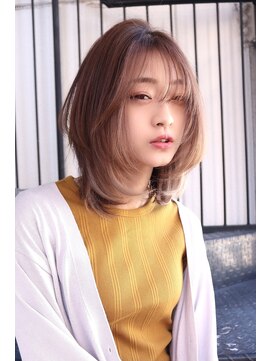 アンビエンテ(ambiente) ナチュラルストレート 大人スタイル【坂根】