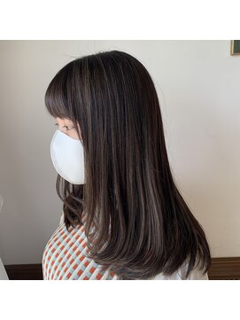 カットハウス ピックアップ(cut house PICK UP) オシャレハイライトカラー