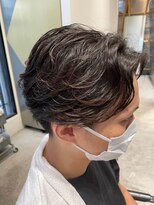 シャウルデッサントウキョウ 表参道(CHARLES DESSIN Tokyo)&nbsp;ツイストスパイラル/センターパート/韓国マッシュ[表参道駅]