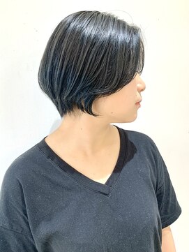 フォーク FOLK 【FOLK】透明感ブルーブラック☆似合わせ奥行きショート♪