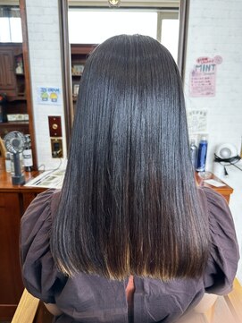 ルーツマーチン(ROOTSmartin) 髪質改善で扱いやすい髪質に