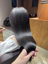 イロ(iro)&nbsp;うるつやコリアンブラック【髪質改善】